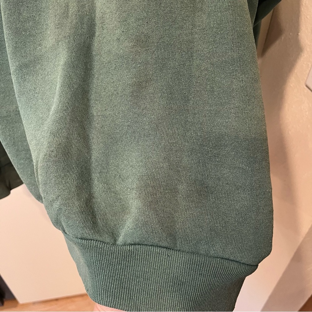 Vintage Raglan Sweatshirt - Picture 3 of 5